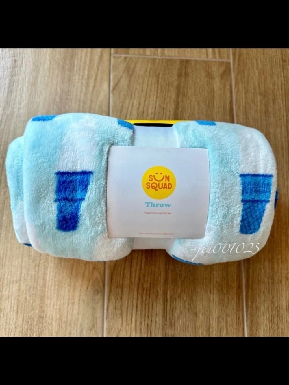 Ice Cream Cone Plush Throw Blanket Blue/White Summer Decor - Target